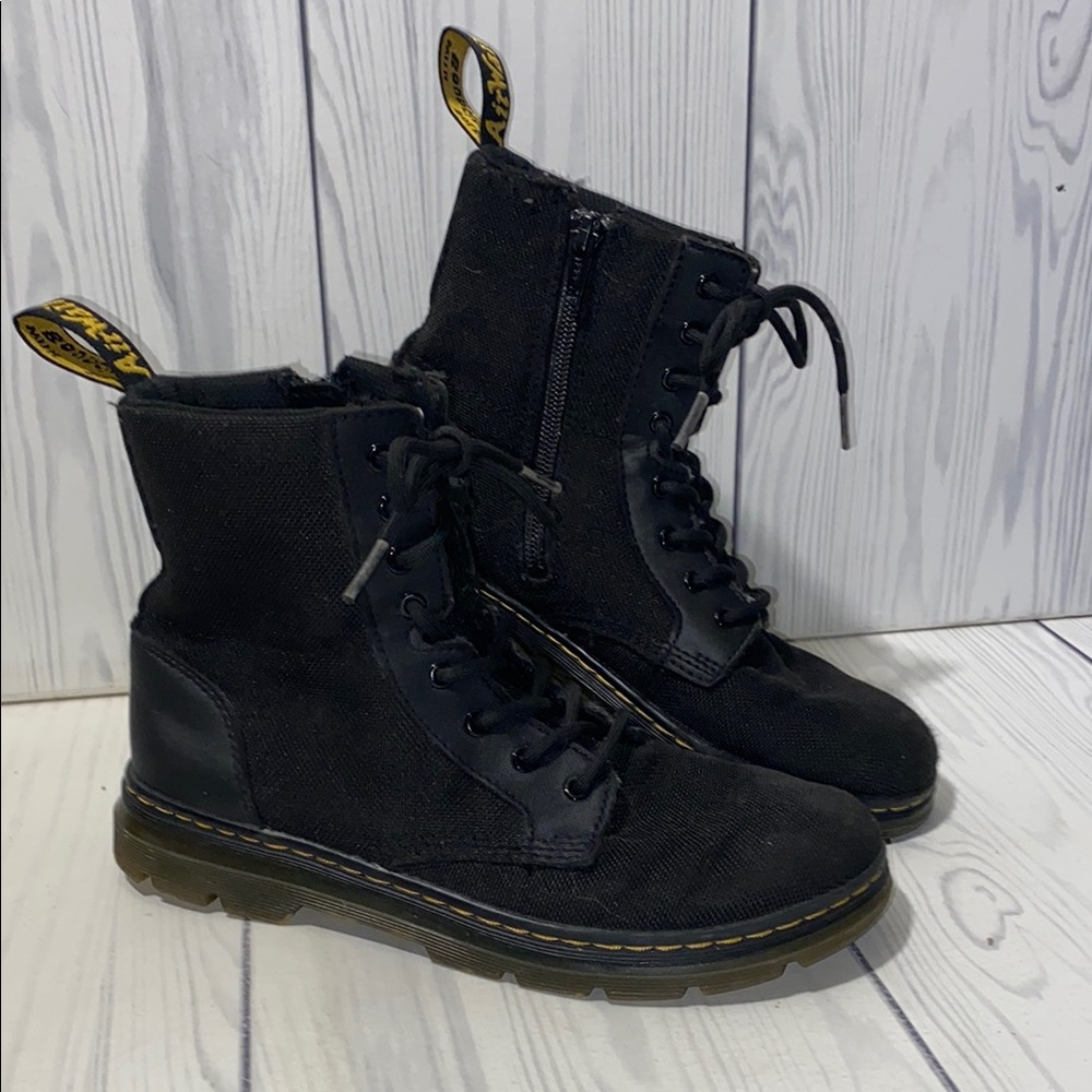 Dr Martens Combs J